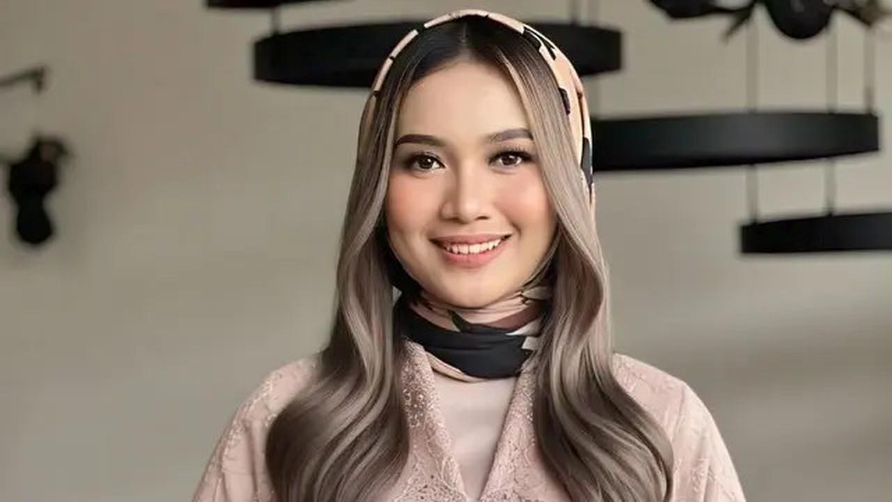 8 Model Rambut Panjang Wanita 2025, Mana Yang Cocok Untukmu?