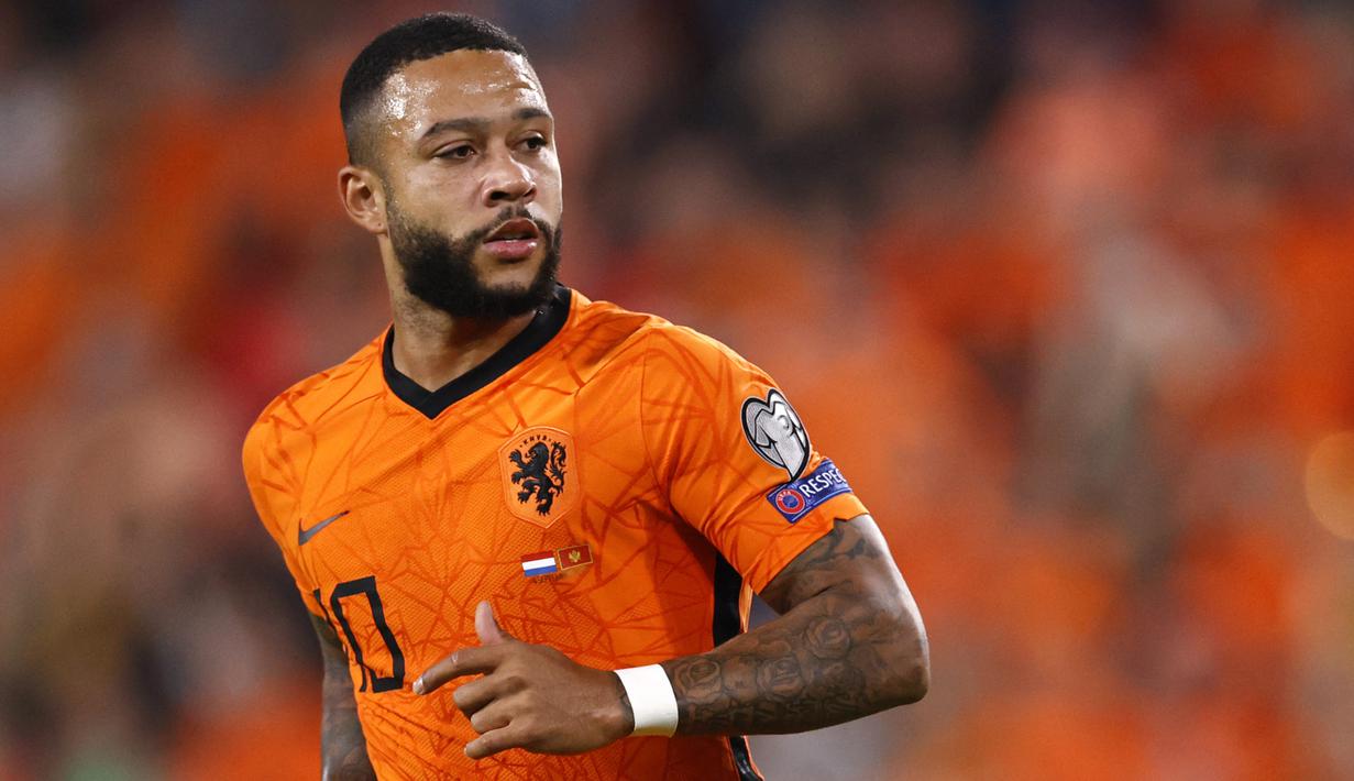 Memphis Depay tercatat telah menyumbangkan 12 gol untuk Belanda dalam Kualifikasi Piala Dunia 2022. Hingga saat ini, Depay tercatat mampu mengoleksi total 37 gol bersama Skuat De Oranje. Skuat De Oranje tak mengalami kendala yang berarti untuk lolos dari kualifikasi. (AFP/ANP/Maurice Van Steen)