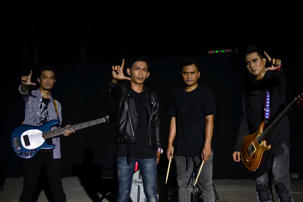 Band At The Top
