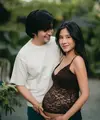 Shenina Cinnamon Foto Bersama Angga Yunanda. [@sheninacinnamon]