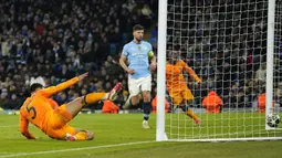 Pemain Real Madrid, Jude Bellingham mencetak gol kemenangan timnya ke gawang Manchester City dalam laga leg 1 babak playoff Liga Champions 2024/2025 di Etihad Stadium, Manchester, Inggris, Rabu (12/02/2025) WIB. (AP Photo/Dave Thompson)