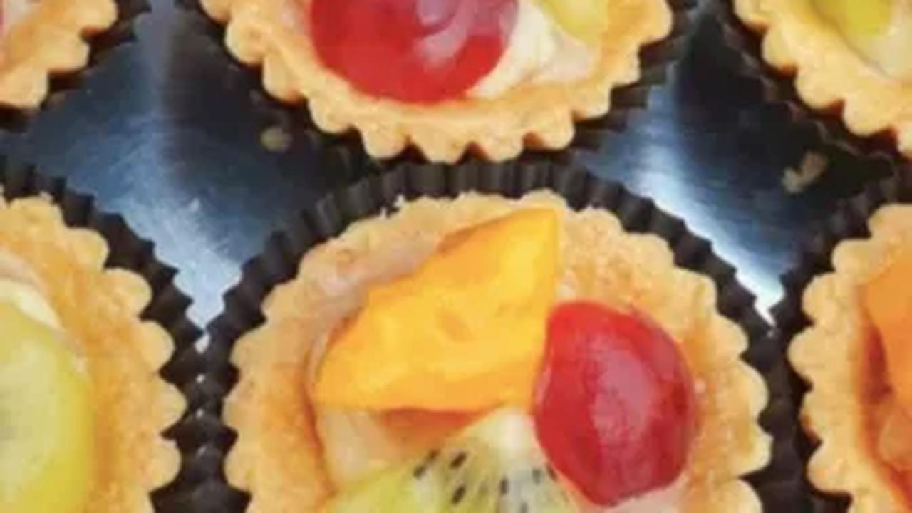 2. Pie Buah