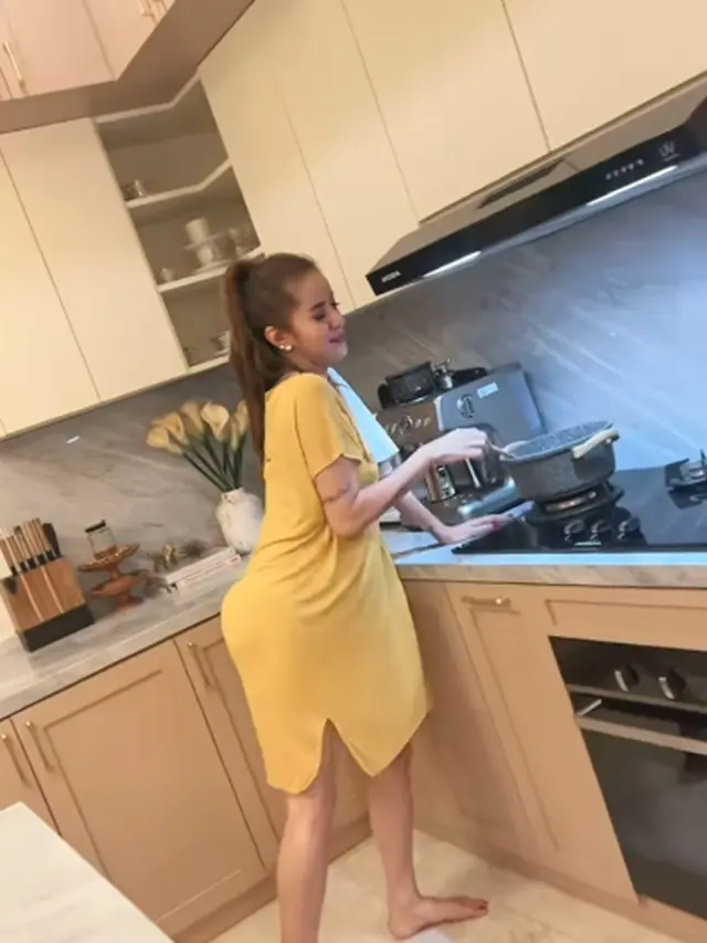 Potret Dapur Olla Ramlan