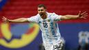 Timnas Argentina akhirnya berhasil meraih kemenangan perdana di Copa America 2021. Tim Tango sukses membungkam Uruguay dengan skor tipis 1-0. (AP/Eraldo Peres)