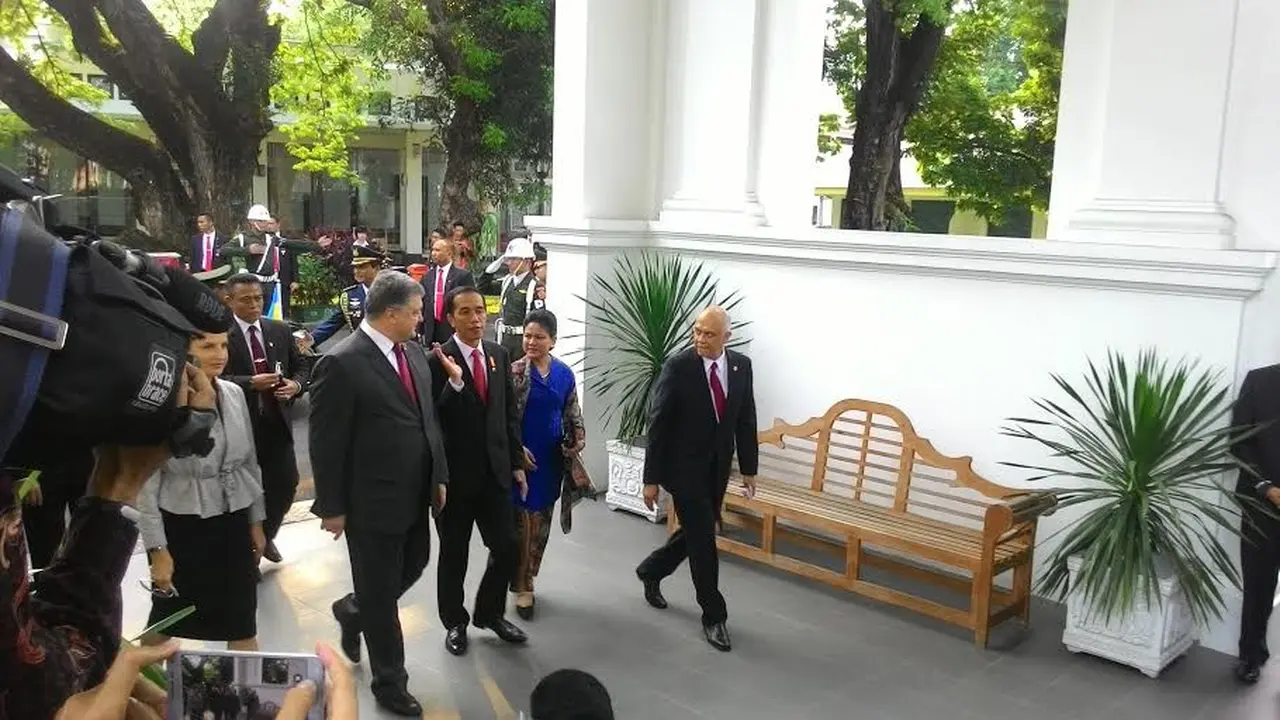 Presiden Ukraina tiba di Istana Merdeka 