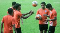 Pemain Arema bakal ikuti lomba "Agustusan". (Bola.com/Iwan Setiawan)