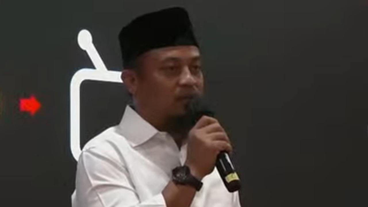 Diserang Isu Poligami, Bakal Calon Gubernur Sulsel Andi Sulaiman Bawa Istri Daftar ke KPU