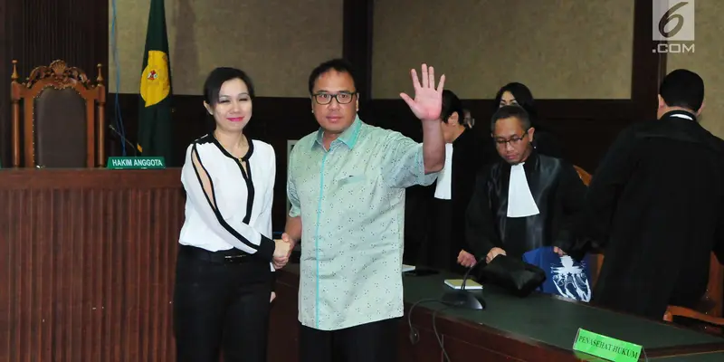 Penyuap Hakim Patrialis Akbar Jalani Sidang Putusan 