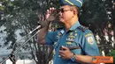 Citizen6, Surabaya: Menjelang Sertijab Kobangdikal pada, Selasa (19/6) mendatang, Laksda TNI Sadiman pamitan pada seluruh prajurit Kobangdikal, Jumat (15/6) di lapangan Laut Maluku, Kesatrian Bumimoro. (Pengirim: Penkobangdikal)
