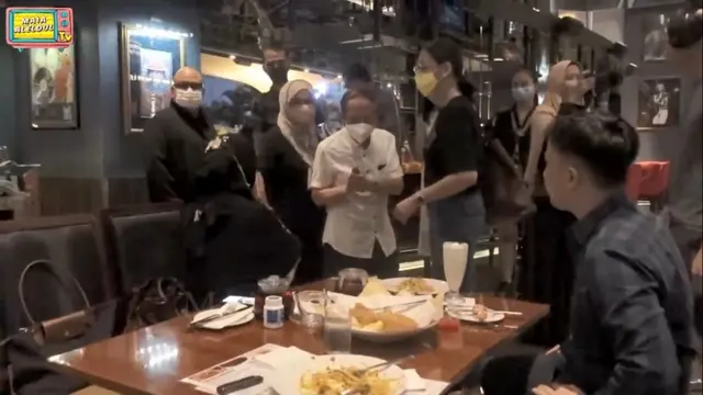 6 Momen Maia Estianty Bertemu Mantan Mertua, Tetap Akrab