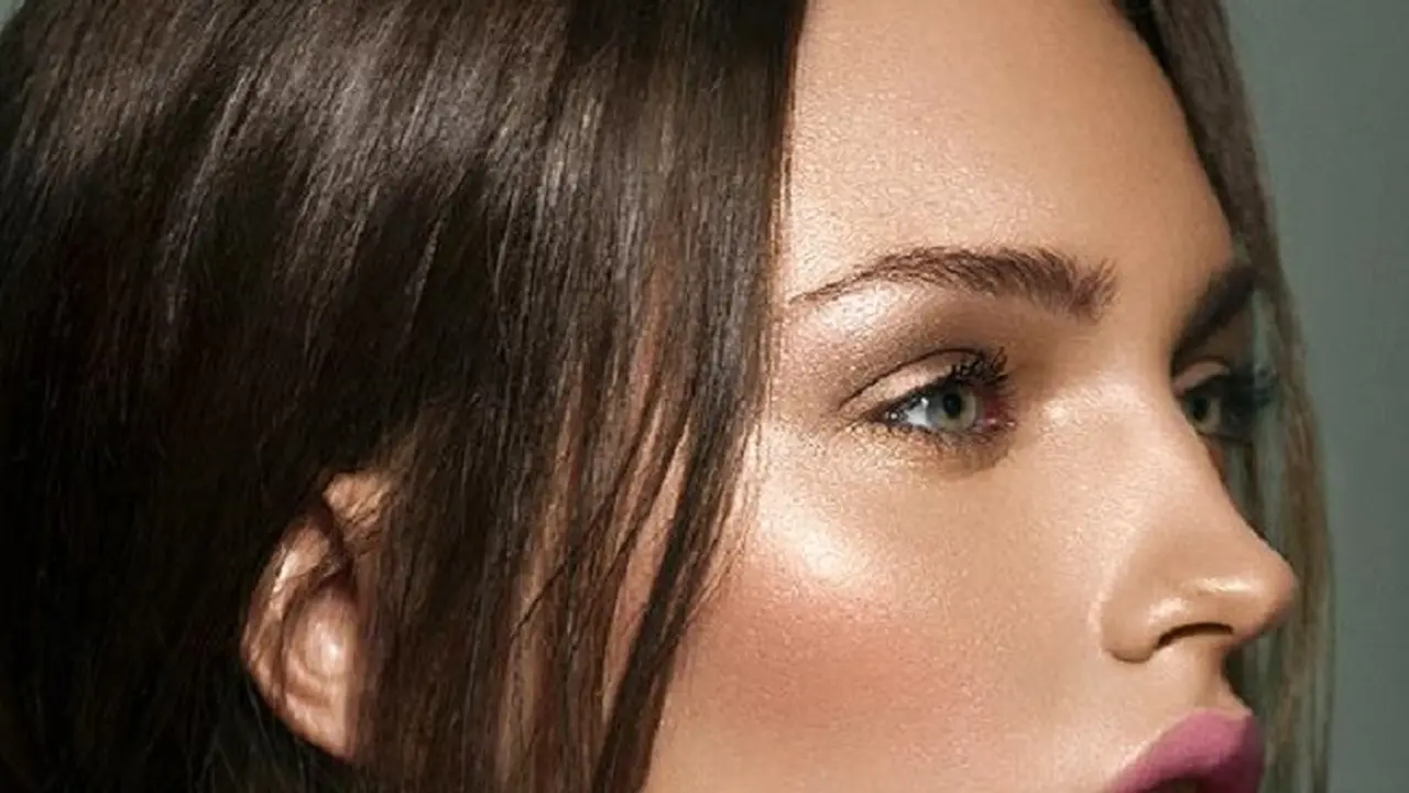 Tren Makeup Dewy Skin yang Natural