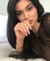 Dikabarkan hamil, Kylie Jenner mungkin akan melahirkan dalam watu dekat. (instagram/kyliejenner)