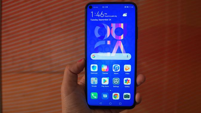 Huawei nova 5T (Foto: Andina Librianty/Liputan6.com)
