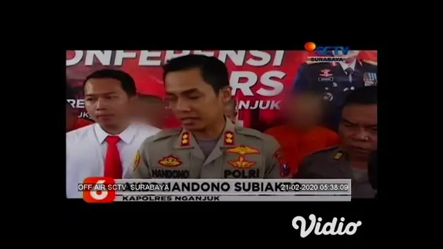 Polres Nganjuk, Jawa Timur membekuk komplotan begal yang melukai korban jika melawan, terdapat lima pelaku begal dan dua orang di antara pelaku begal masih berstatus pelajar.