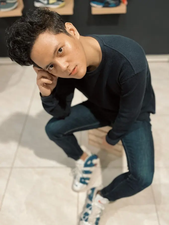 Stevan Pasaribu dikabarkan sedang dekat dengan Celine Evangelista