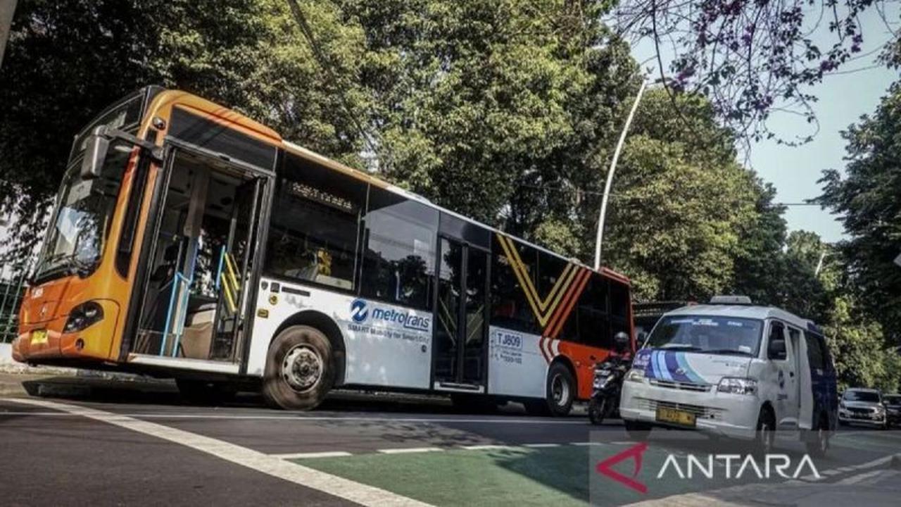 TransJakarta Kaji Elektrifikasi Mikrotrans, Siap Hadapi Tantangan Baterai dan Infrastruktur