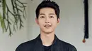 Rona bahagia semakin tampak dari pasangan kekasih Song Joong Ki dan Song Hye Kyo yang sudah mendekati hari bahagianya.  Hal ini terbukti jika Song Joong Ki sudah semakin sering menyebut nama sang kekasih. (Instagram/songjoongkionly)