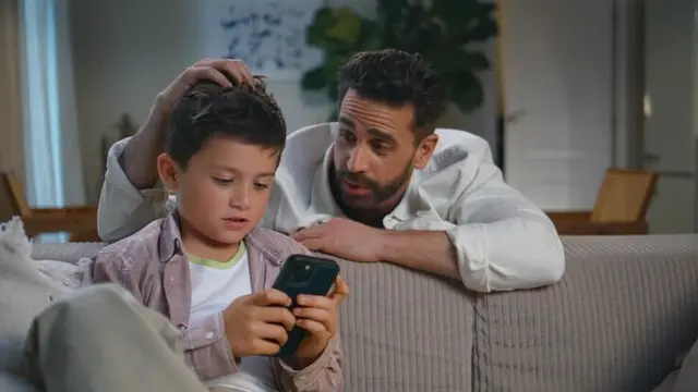 Ilustrasi langkah cerdas lindungi anak dari kejahatan siber/freepik.com/Stockbusters