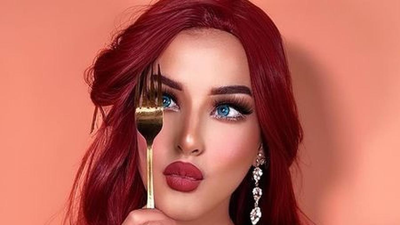 Film Little Mermaid juga jadi inspirasi Tasya untuk merecreate make up Ariel si tokoh utama. Rambutnya yang pada saat itu berwarna merah sangat cocok dengan sosok Ariel.