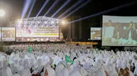 Puluhan ribu santri, kiai dan ibu nyai Nahdlatul Ulama (NU) di Jawa Timur menghadiri acara ‘Jawa Timur Bermunajat untuk H Prabowo Pemimpin Berdaulat dan Petugas Rakyat’ yang berlangsung di Pondok Pesantren An Nur 2 Al Murtadlo, Malang. (Ist)