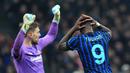 Sayangnya, gol tak tercipta lagi setelah itu. Hal tersebut membuat Inter Milan harus tersingkir dari Liga Champions setelah kalah agregat 2-5. (AP Photo/LaPresse/Spada)