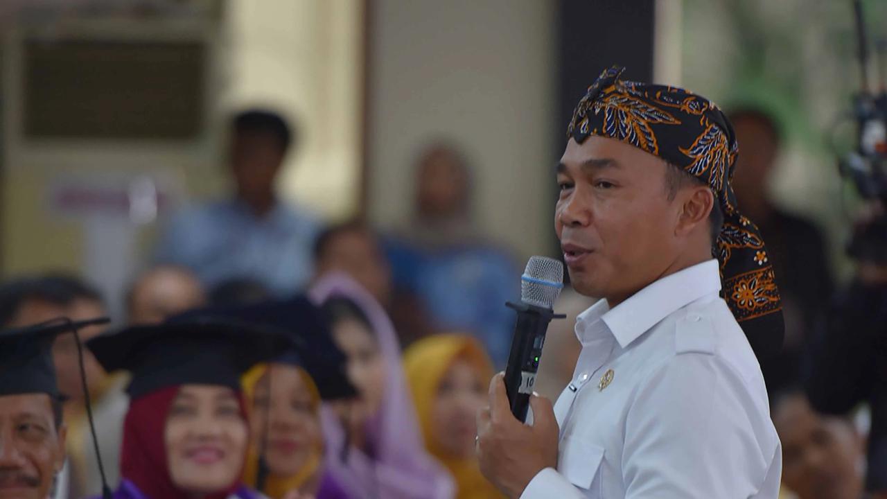 FOTO: Lansia Berdaya Menuju Usia Senja yang Sehat dan Produktif