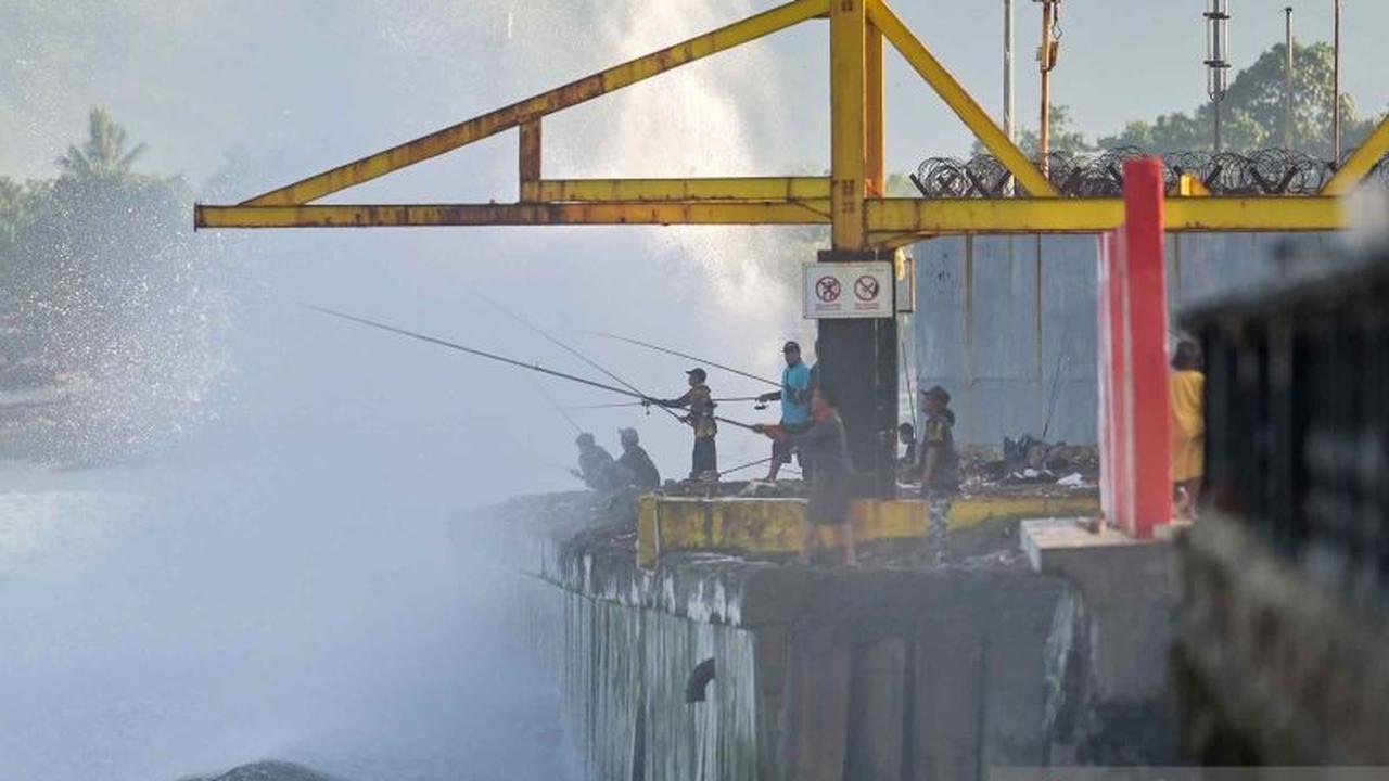 BMKG Ingatkan Potensi Peningkatan Curah Hujan NTB, Waspada Bencana Hidrometeorologi