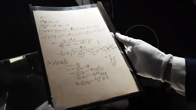 FOTO: Naskah Langka Albert Einstein Dilelang Puluhan Miliar