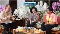Ngobrol Bareng Cak Lontong, Megawati Soekarnoputri Cerita Tentang Megawati Garden di Jeju Korea Selatan.&nbsp; foto: Youtube&nbsp;Bu Mega Bercerita