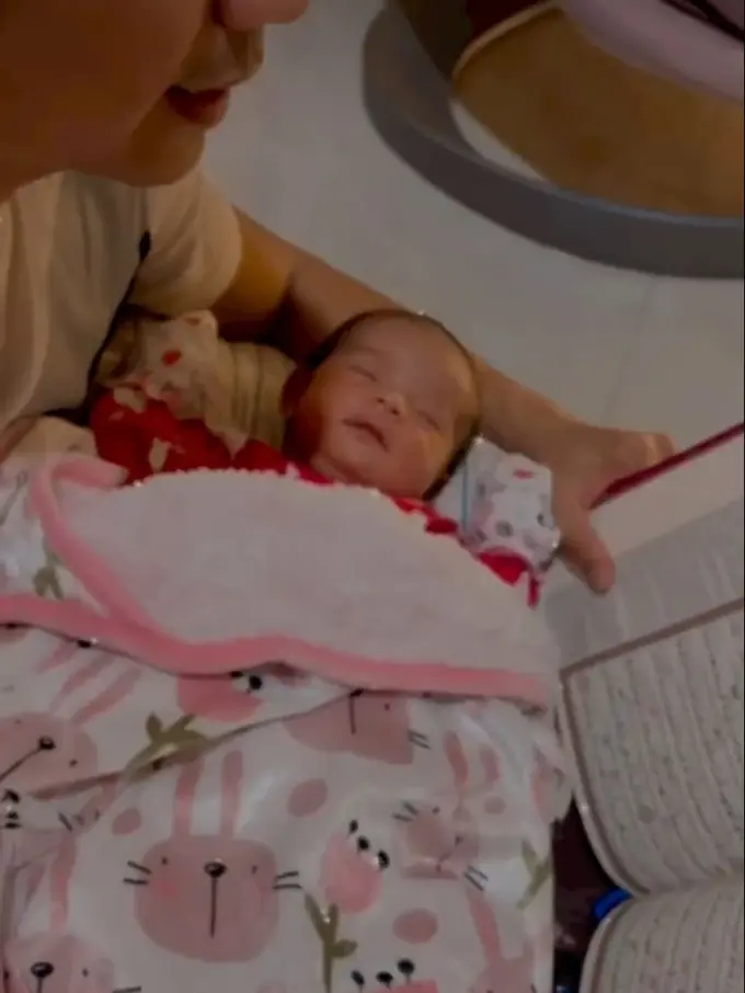 Potret Ridho DA dan anak kedua (Sumber: Instagram/da2_ridho dan Instagram/syifaaef)