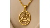 7 Model Kalung Emas Islami untuk Ibu-Ibu 50 Tahun, Desainnya Indah dan Punya Makna Religius Mendalam