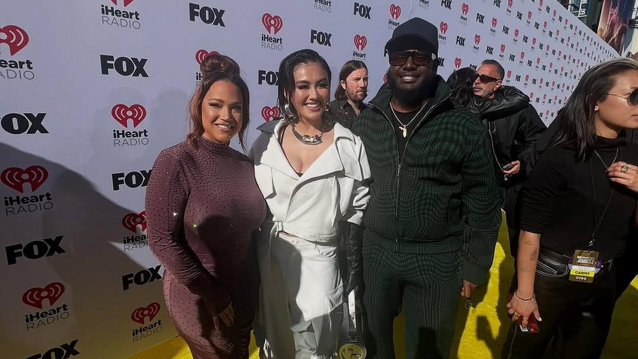 Potret Agnez Mo Berpose Bareng Selebriti Dunia, Netizen Tak Sabar Menunggu Album Barunya
