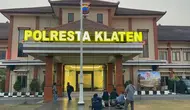 Bupati Hamenang Masih Diperiksa KPK di Mapolresta Klaten