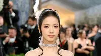 Jisoo BLACKPINK Ucap Duka atas Meninggalnya Direktur PR Dior