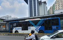 TransJakarta Jadi Pilihan Utama Warga Jabodetabek Nikmati Libur Lebaran ke Ragunan dan Monas