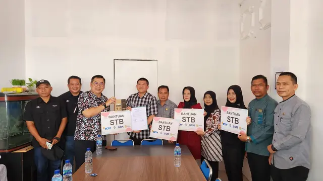 Grup SCM/EMTEK Membagikan STB  di kota Palembang, Banjarmasin dan Denpasar.