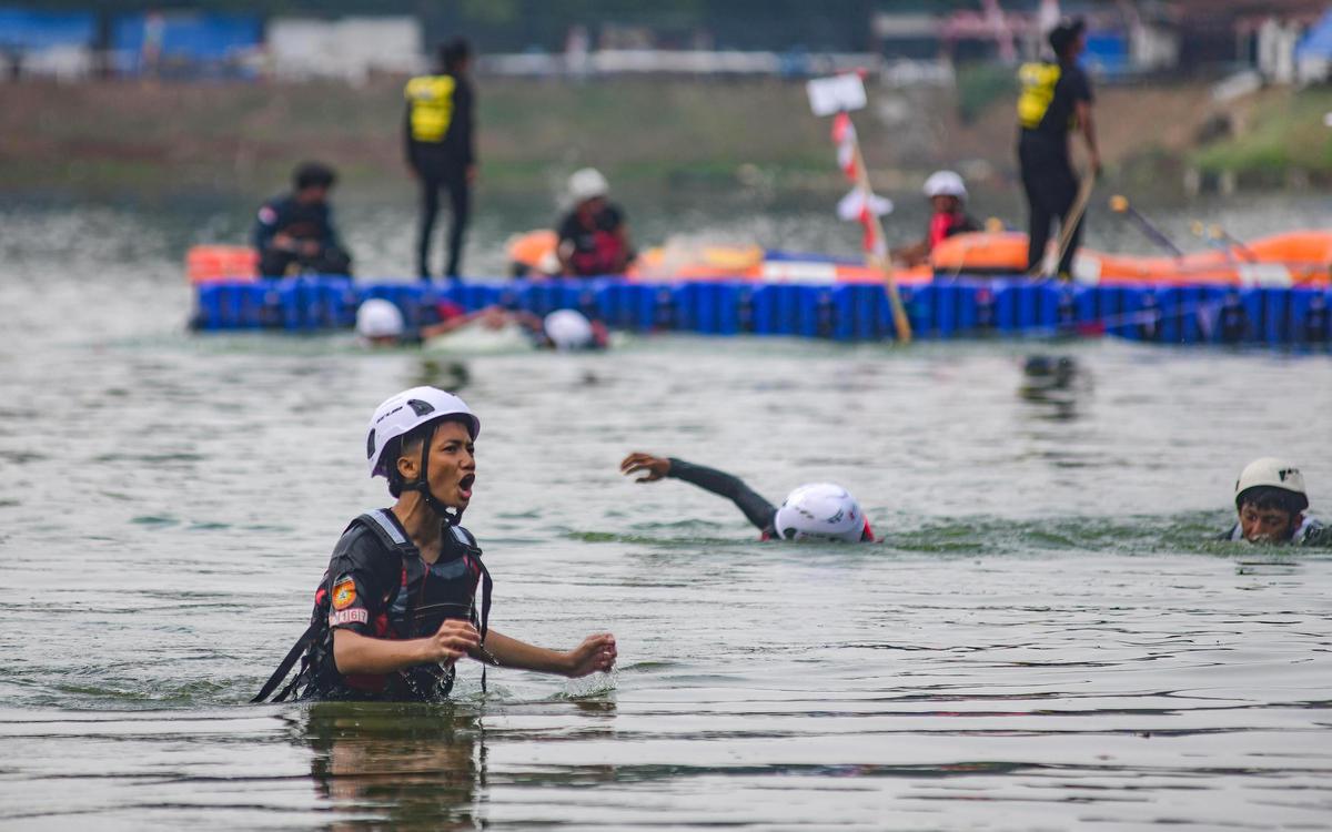 Lomba Lari Renang dan Dayung Meriahkan HUT Kemerdekaan di Situ Gintung