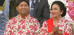 Titiek Soeharto dan Didit Prabowo menghadiri upacara penurunan bendera saat HUT ke-81 RI di Istana Merdeka, Jakarta, 17 Agustus 2026. (dok. tangkapan layar YouTube Sekretariat Presiden)