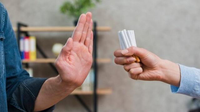 Ilustrasi berhenti merokok