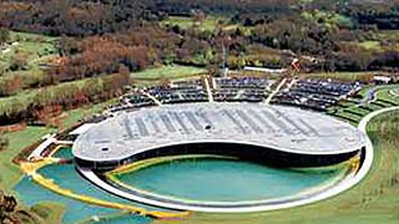 120611cmclaren.jpg