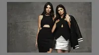 Kendall Jenner & Kylie Jenner - Topshop Christmas