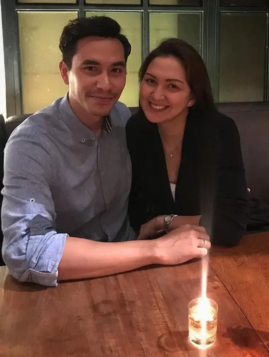 Donna Agnesia dan Darius Sinatrhya