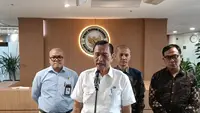 Luhut Ungkap Penyebab Orang Miskin Makin Banyak