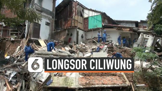 kondisi sungai ciliwung VIDEO Puluhan Rumah di Bantaran Ciliwung  Ambruk News 