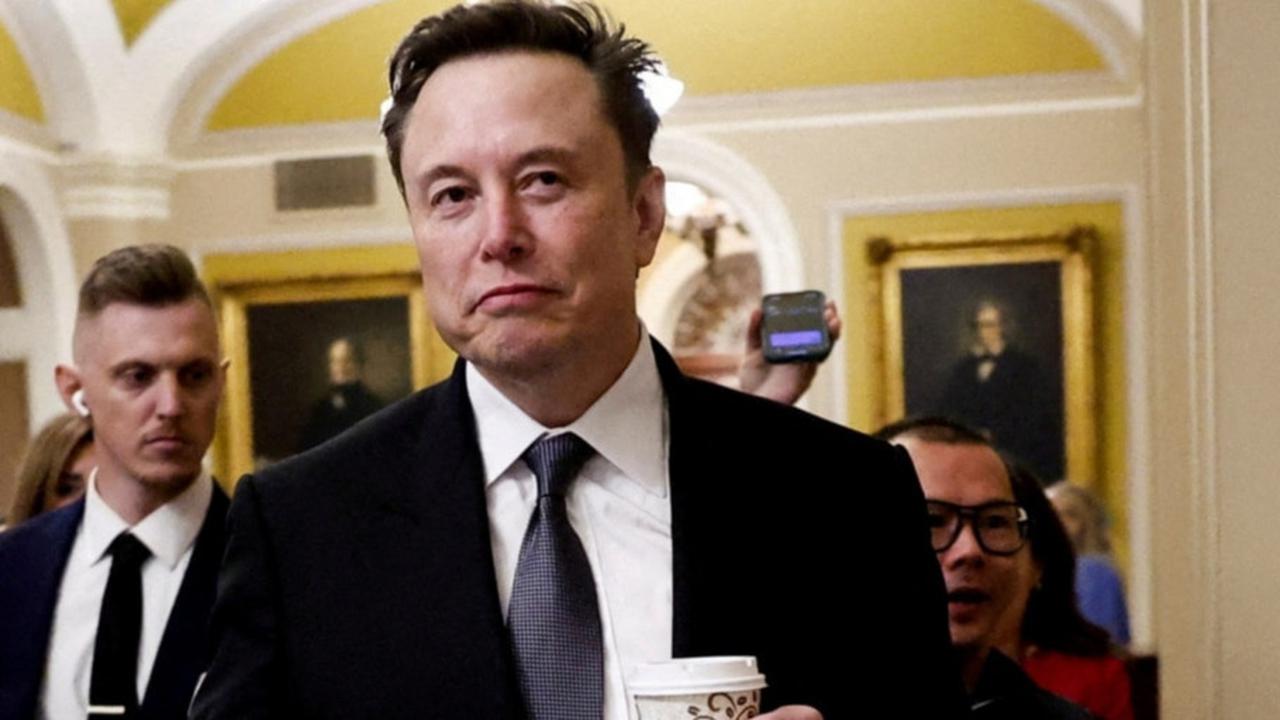 Orang Terkaya Dunia Elon Musk Dikabarkan Bakal Beli Liverpool FC