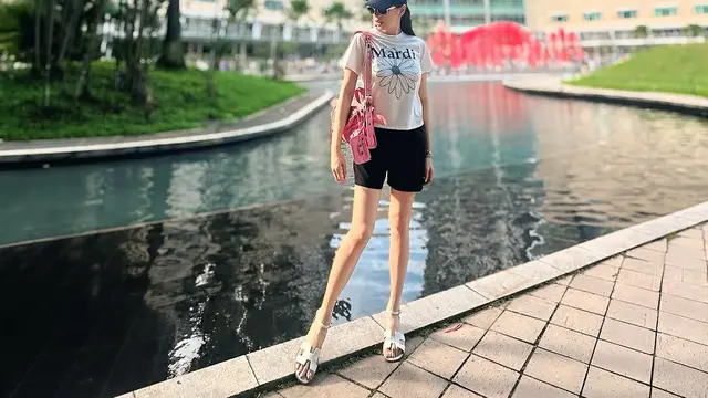 Potret Terbaru Angel Karamoy. (Instagram/realangelkaramoy)