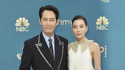 Lee Jung-Jae (kiri) dan Lim Se Ryung menghadiri Primetime Emmy Awards ke-74 di Microsoft Theater di Los Angeles pada Senin, 12 September 2022. Kekasih Lee Jung Jae bukan dari kalangan selebritis tapi salah satu sosok pebisnis top di Korea Selatan. (Photo by Richard Shotwell/Invision/AP)