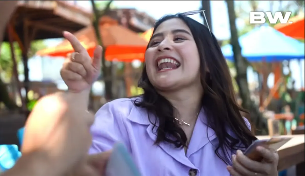 Prilly Latuconsia (YouTube/Boy William)