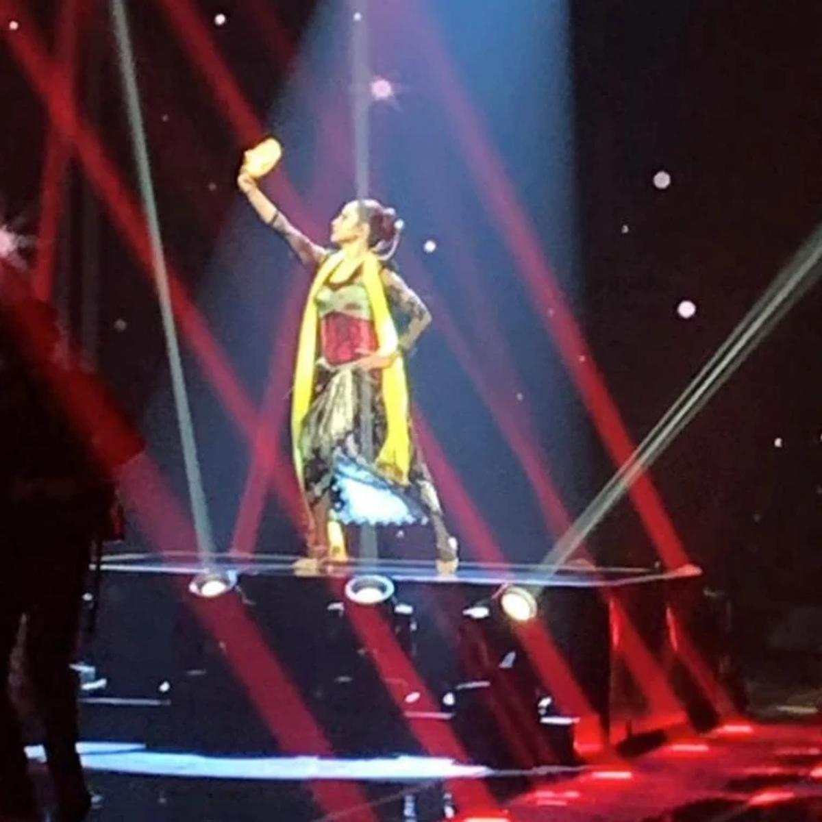 Dewi Perssik Jaipong