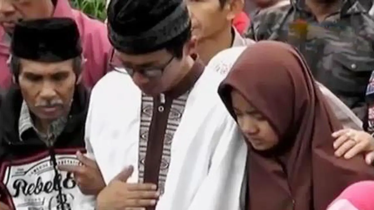  Kedua Orangtua 3 Anak Ini Jadi Korban Zahro Expres